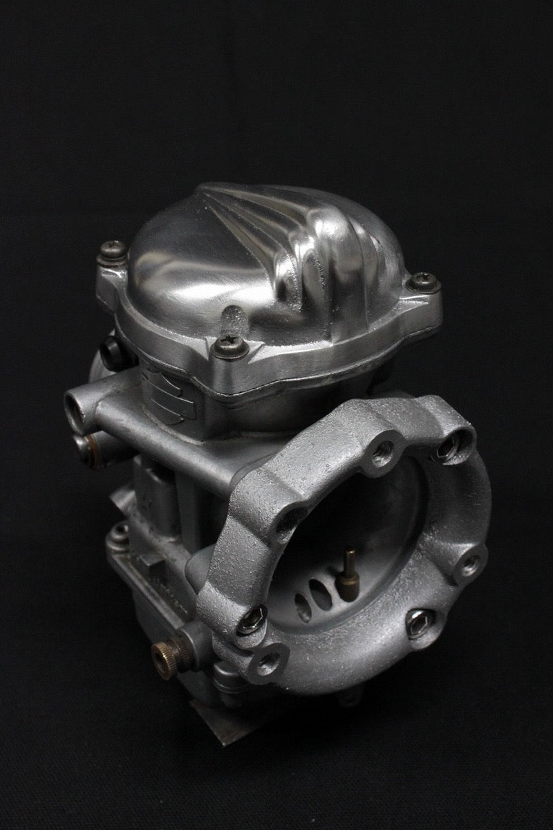 Crown ｜CV Vergaser-Oberdeckel