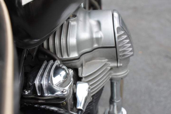 Scharfe Fin｜W650 Vergaser-Oberdeckel